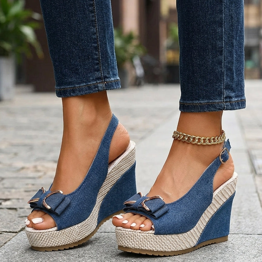 Celeste Denim-Keilabsatz mit Schleife