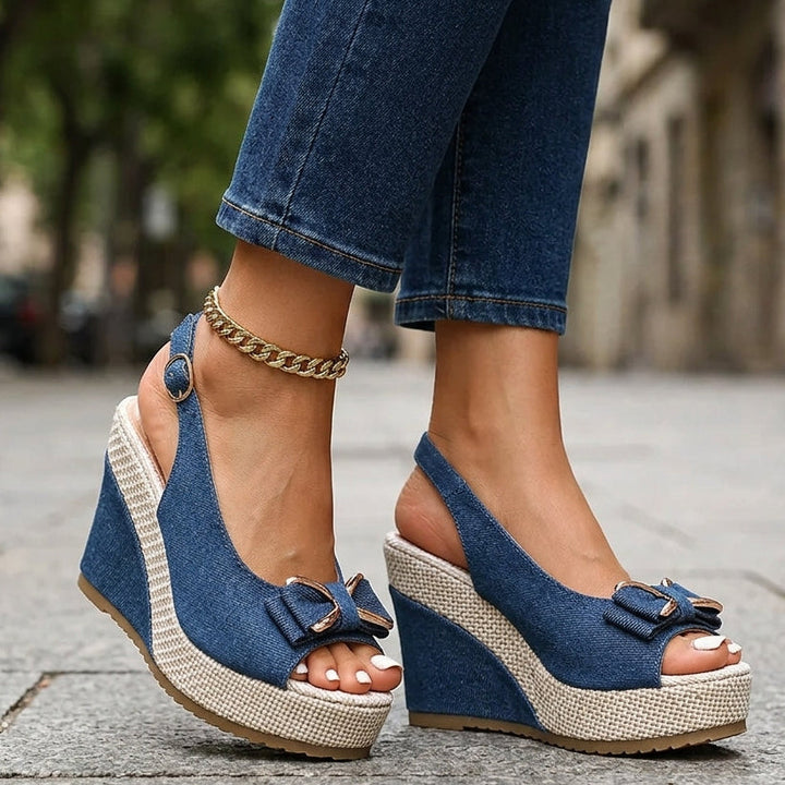Celeste Denim-Keilabsatz mit Schleife