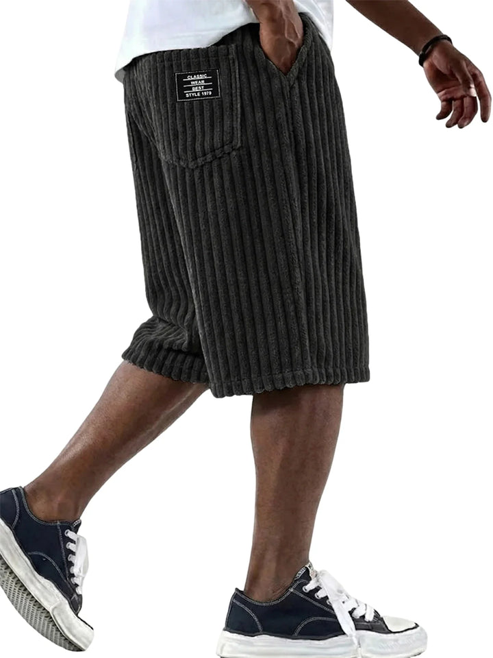 Cord-Shorts mit Stickdetail